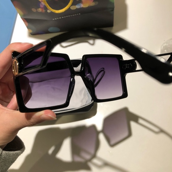 Brand new sunglasses - Picture 6 of 8